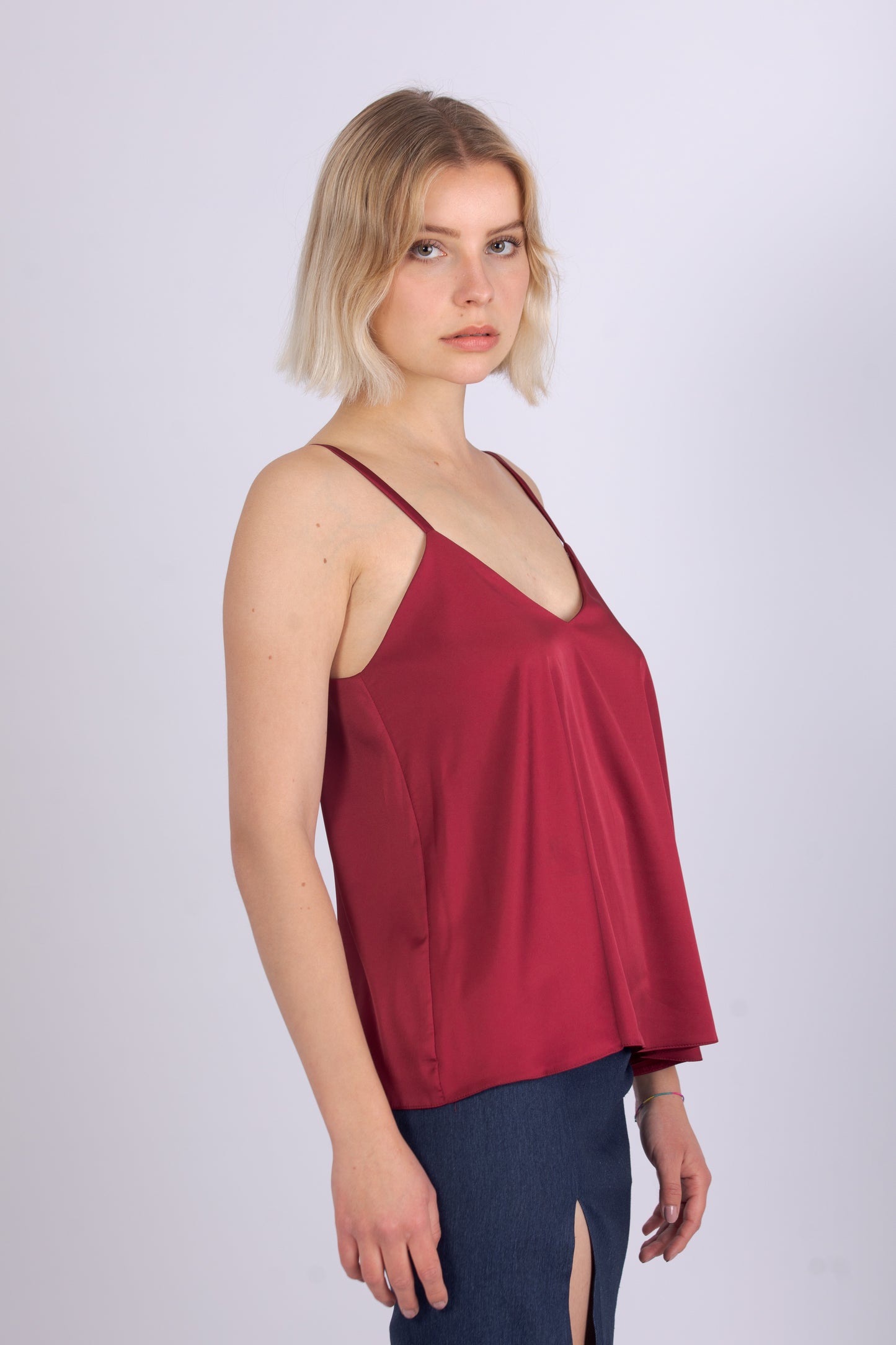 Top semplice in Satin – Bordeaux