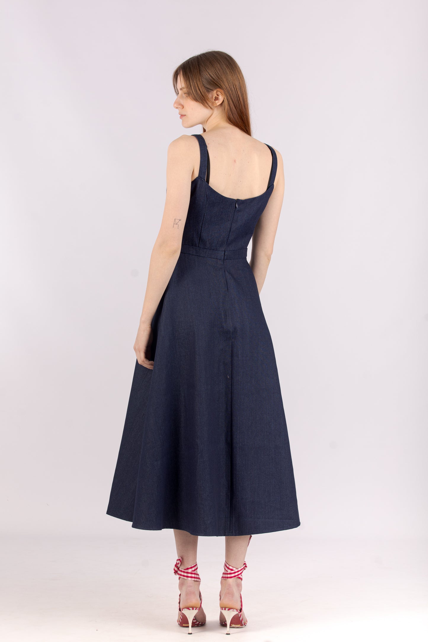 Vestido midi con tirantes en Jeans Azul Oscuro